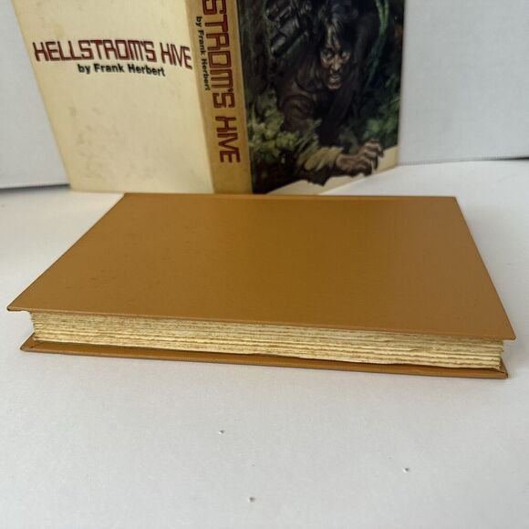 Hellstrom's Hive, Frank Herbert 1973, Science Fiction Hardback Book Club VTG - Picture 5 of 8